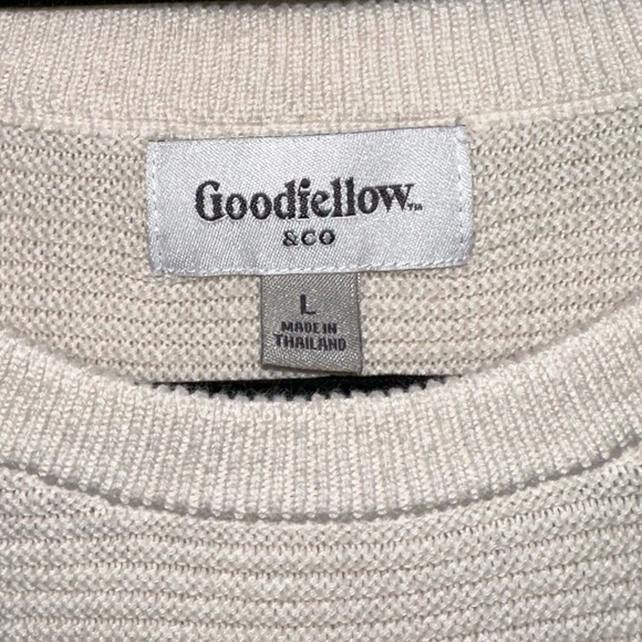 Goodfellow and co sweater - Picture 2 of 3